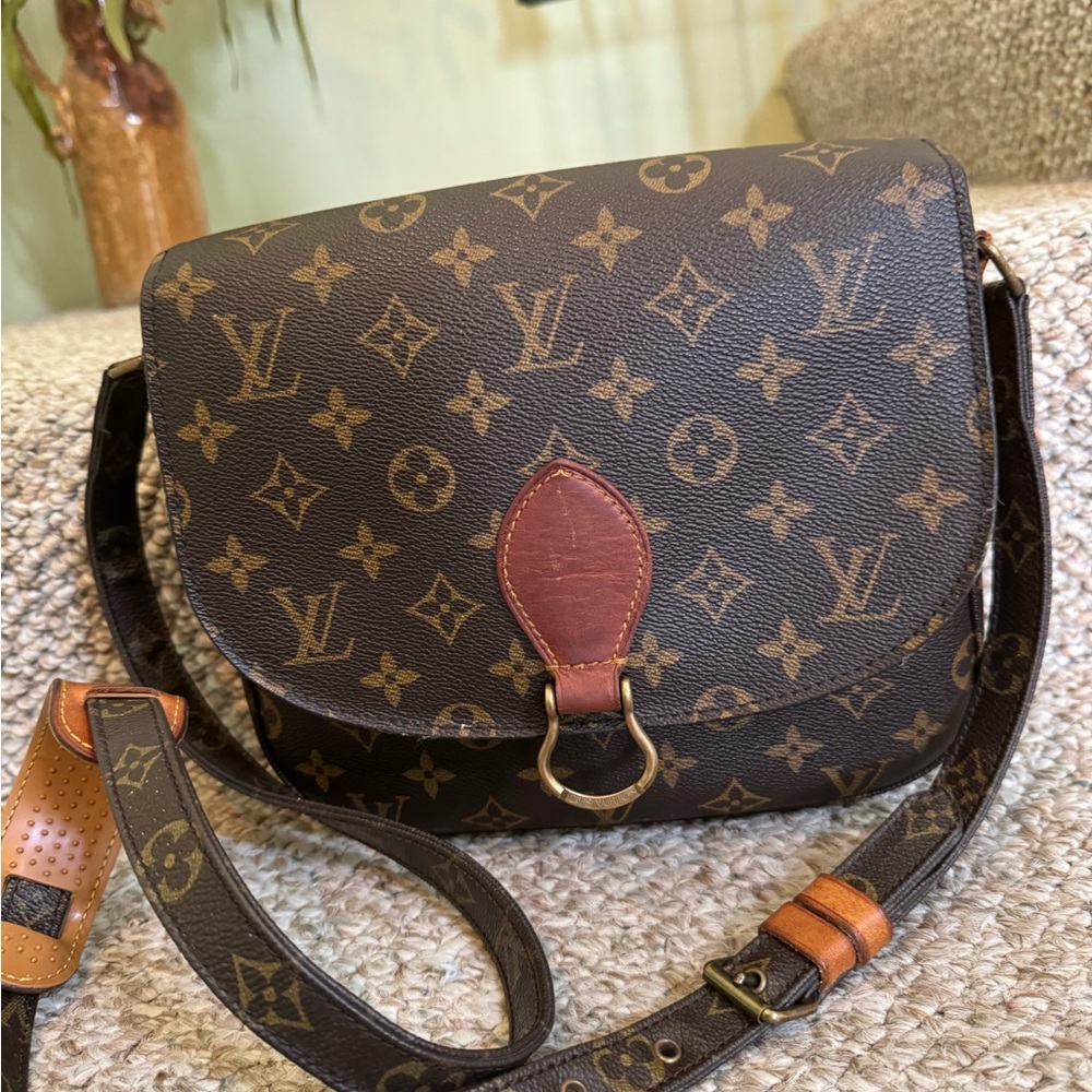 Louis Vuitton Brown Monogram Crossbody Bag with Tan Leather Trim Saint Cloud GM - Picture 4 of 10